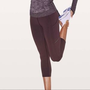 Lululemon Speed Up Crop 21” Black Cherry 4